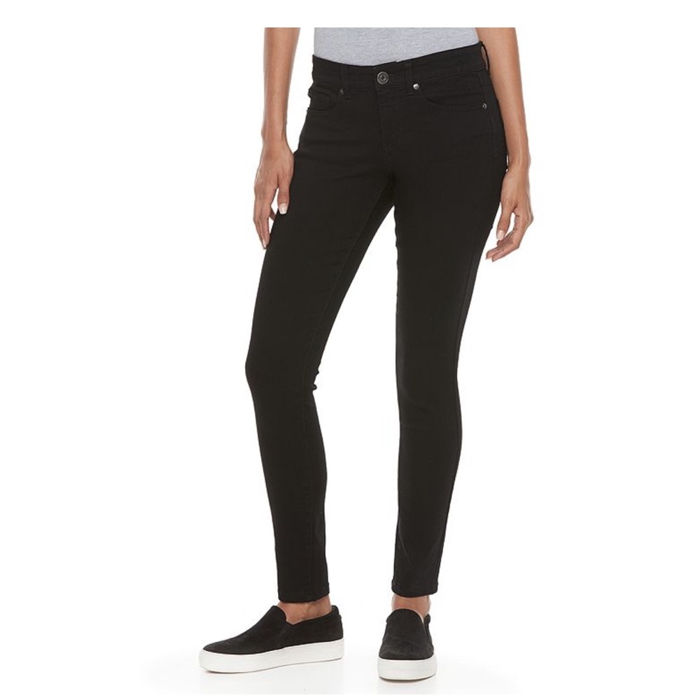 NWT Juniors’ SO Low-Rise Black Jeggings (0)